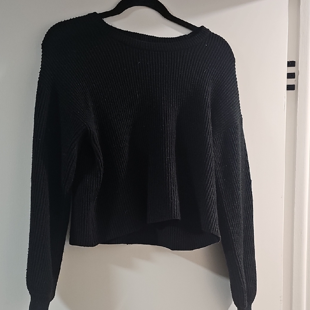 Forever 21 Black Ribbed Crew Neck Sweater